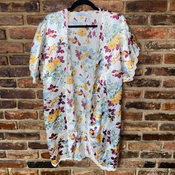 Dreamtime Cream Floral Silky Short Sleeve Lace Trim Short Mini Robe Size Large - Picture 1 of 5
